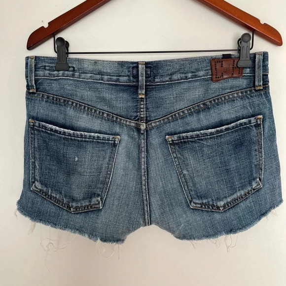 Citizen of humanity distressed slouchy slim leg shorts size 27 - Picture 4 of 10
